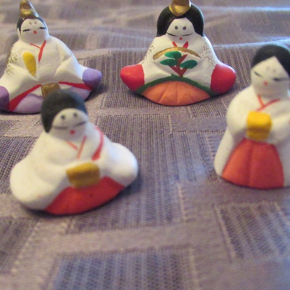 Vintage Japanese miniature ceramic Hina matsuri dolls - Picture 3 of 9